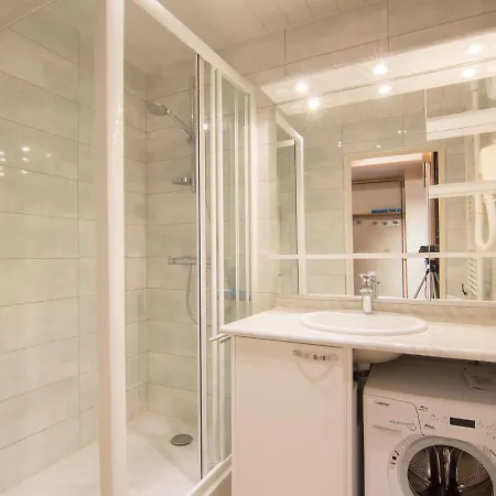 Le Curling B - Val Claret-37 By Interhome Apartment *